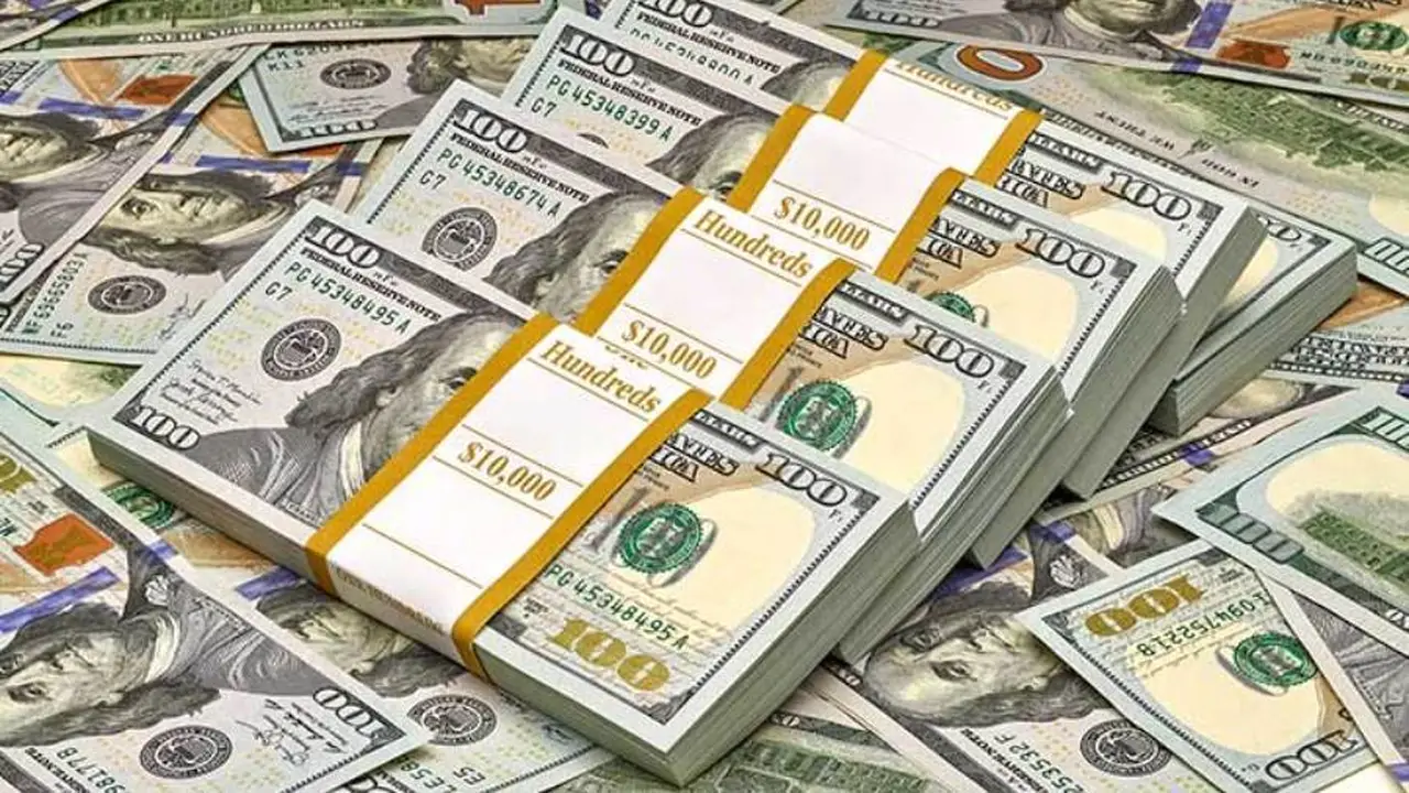 سعر الدولار يسجل 52 جنيهاً في ختام تعاملات الأحد بالبنوك المصرية